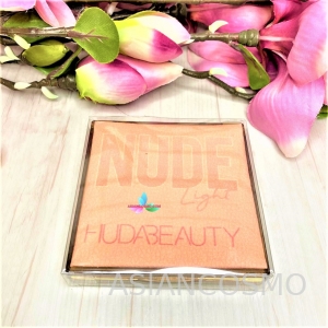    Huda Beauty NUDE Light